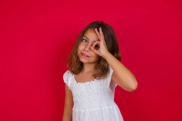 Little Caucasian Girl Doing Gesture Hand Smiling Eye Looking Fingers — Stock Photo, Image