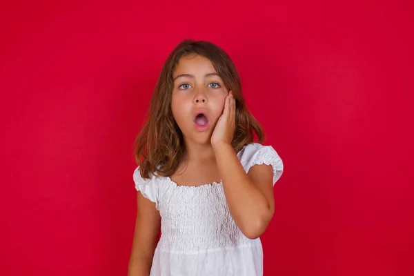 Little Caucasian Girl Great Surprisment Being Very Stunned Astonished Unexpected — Stock Photo, Image