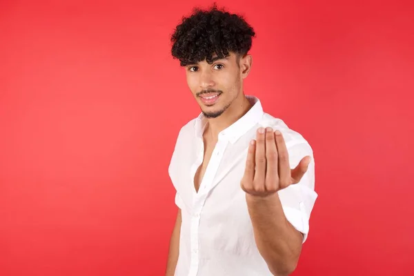 Junger Mann Der Mit Der Hand Kommen Glücklich Dass Gekommen — Stockfoto