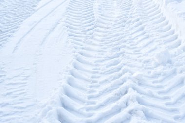 karda kayıtlarındaki traktör tekerlekli