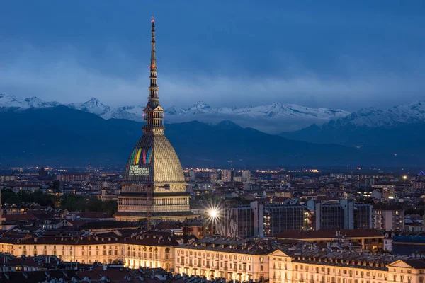 Torino Talya Mayıs 2018 Turin Manzarası Alacakaranlıkta Panorama Cityscape Mole — Stok fotoğraf