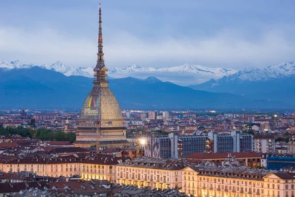 Torino Talya Mayıs 2018 Turin Manzarası Alacakaranlıkta Panorama Cityscape Mole — Stok fotoğraf