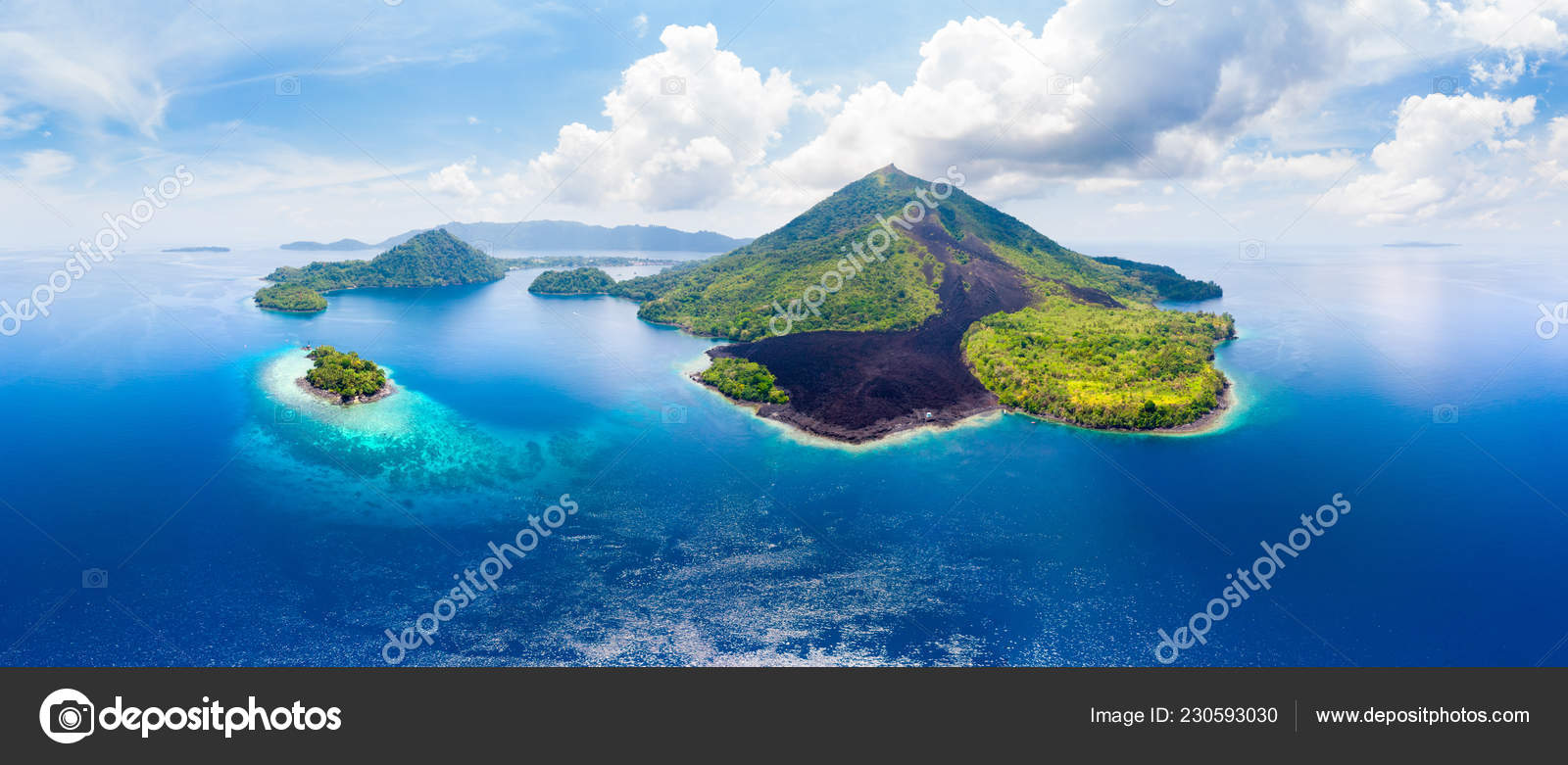 Aerial View Banda Islands Moluccas Archipelago Indonesia Pulau Gunung