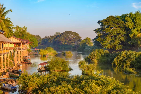 Mekong River 4000 Ostrovů Laos Východ Slunce Dramatické Nebe Mlha — Stock fotografie