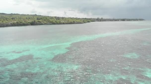 Aerial Flying Coral Reef Turquoise Water Tropical Island Scenic Travel — Stock Video