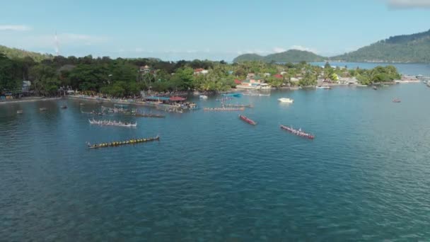 Canoe Tradiționale Kora Kora Pregătesc Pentru Cursa Anuală Din Bandaneira — Videoclip de stoc