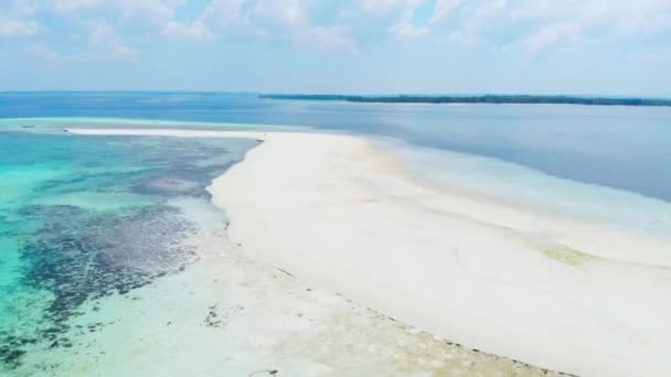 Aerial Tropical Beach Insulă Recif Caribbean Mare Nisip Alb Plaja — Videoclip de stoc