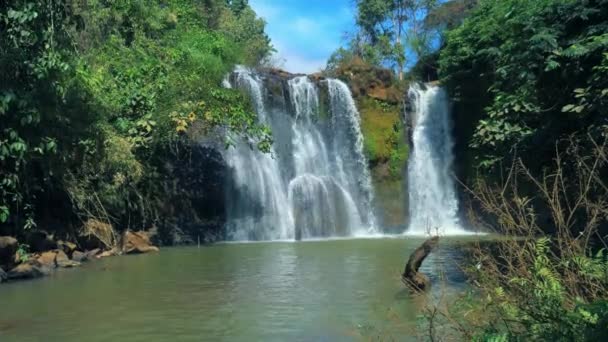 Kachanh Waterfall Reiseziel Banlung Ratanakiri Kambodscha — Stockvideo