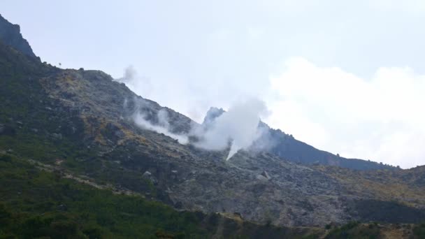 Volcán Sibayak Activo Vapor Caldera Destino Viaje Berastagi Sumatra Indonesia — Vídeos de Stock