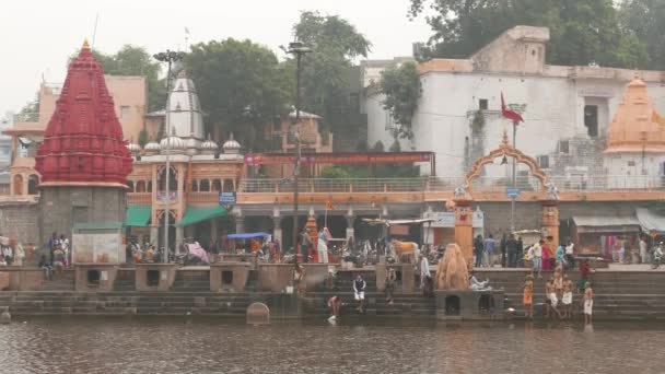 Ujjain Indien Dezember 2017 Teilnehmer Einer Religiösen Zeremonie Heiligen Fluss — Stockvideo