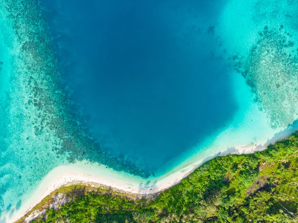 Aerial Top View Tropical Paradise Pristine Beach Rainforest Blue Lagoon — Stock Photo, Image