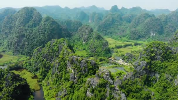 Aerial Észak Vietnam Karszt Táj Naplementekor Drón Kilátás Ninh Binh — Stock videók