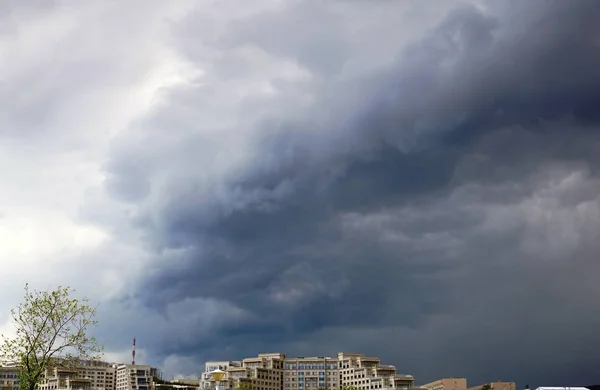 La tempête arrive. — Photo