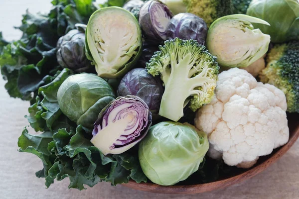 Cruciferous Vegetables Cauliflower Broccoli Brussels Sprouts Kale Wooden Bowl Reducing — Stock Photo, Image