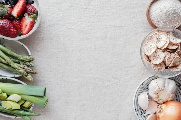 Berbagai Makanan Prebiotik Pisang Hijau Mentah Asparagus Bawang Bawang Putih — Stok Foto