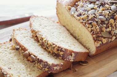 sağlıklı badem ekmek, Keto gıda, ketogenic, paleo, düşük carb yüksek yağlı diyet