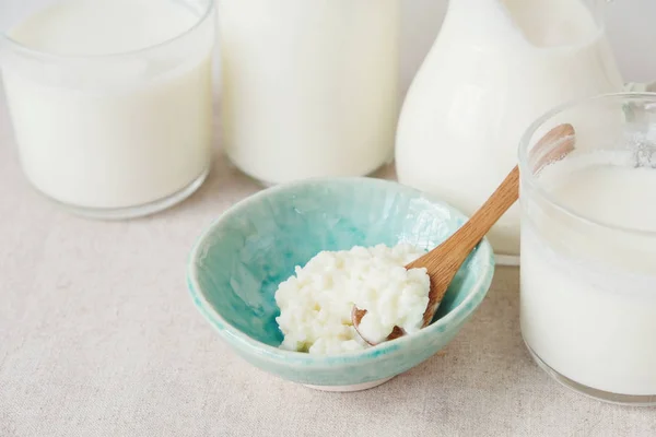 Latte Probiotico Biologico Cereali Kefir Funghi Tibetani Latte Kefir Contenitori — Foto Stock