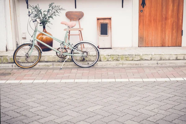 Пастельный Ретро Хипстерский Велосипед Улице — стоковое фото
