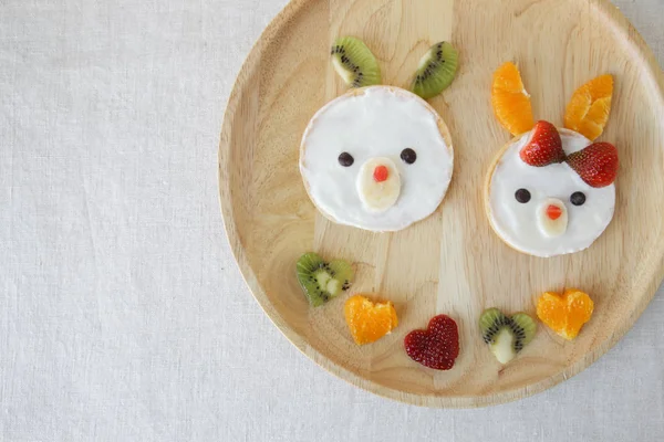 Bunny Pannkaksfrukost Kul Mat Konst För Barn — Stockfoto