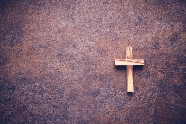 Wooden Cross Dark Copy Space Toning Background — Stock Photo, Image