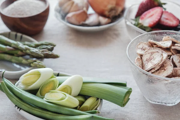 Berbagai Makanan Prebiotik Pisang Hijau Mentah Asparagus Bawang Bawang Putih — Stok Foto
