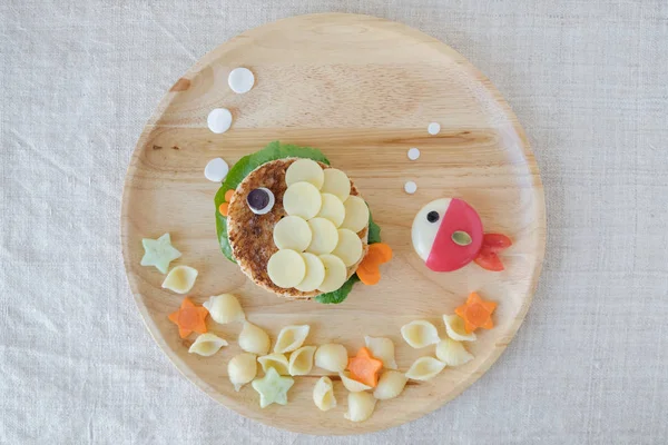 Assiette Déjeuner Poisson Art Culinaire Amusant Pour Les Enfants — Photo