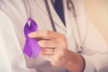 Doktor el tutarak mor kurdele, Alzheimer hastalığı, epilepsi farkındalık