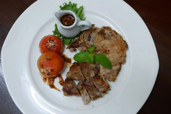 Steak Porc Poivre Noir Sur Table Bois — Photo