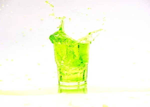 Cool Drinks Water Splash White Background — Stock Photo, Image