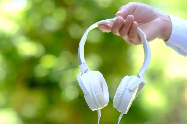 Mano Con Auricular Espacio — Foto de Stock