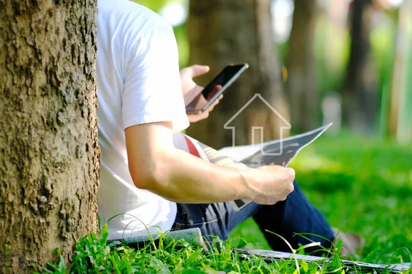 Empresário Usando Telefone Inteligente Pessoas Negócios Usam Conceito Tecnologia — Fotografia de Stock