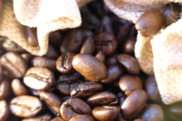 Close Coffee Beans Macro Coffee Beans Wood Table Background — Stock Photo, Image