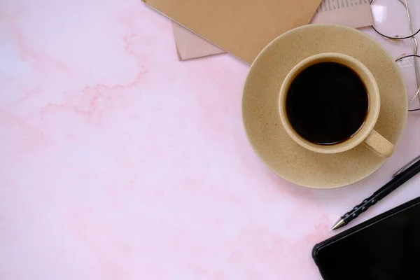 Una Taza Café Mesa Madera Espacio Para Texto — Foto de Stock