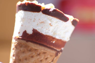 Dondurmanın manzarasını kapat. 