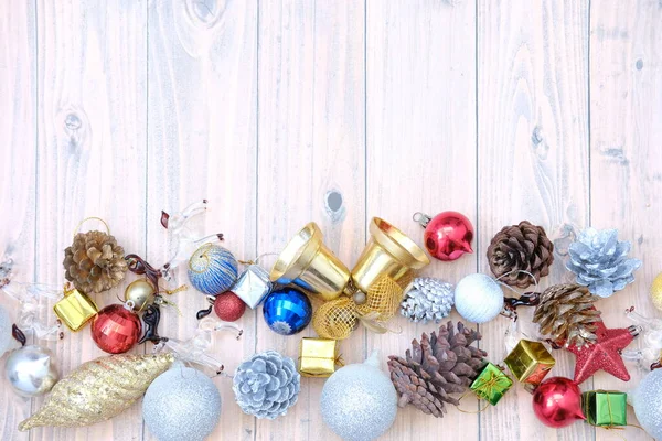 Noel Süslemeleri Ahşap Zemin Metin Için Alan Noel Tatilleri Kompozisyonu — Stok fotoğraf