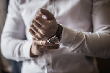 sabah adam izle Damat Düğün detaling yüzük