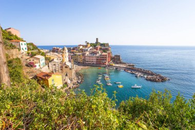Vernazza, İtalya, 31 Temmuz 2017 - panoramik bir Vernazza, 5 Terre, La Spezia eyaletinin, Ligurian kıyısında, İtalya.