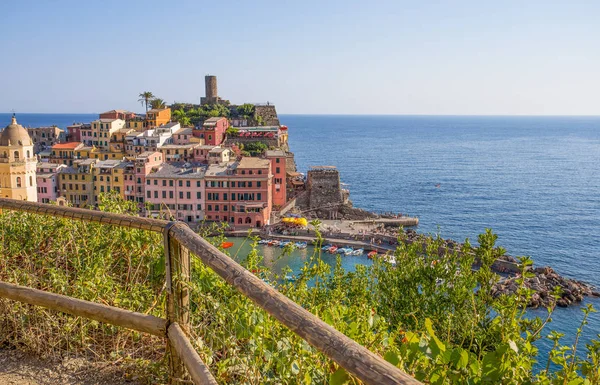 Vernazza Italy July 2017 Панорамный Вид Vernazza Terre Spezia Province — стоковое фото