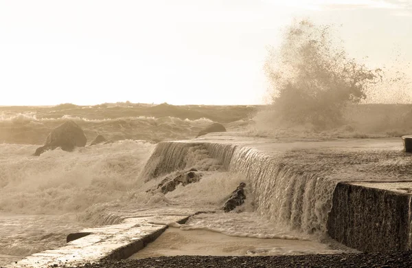Big Wave Crashes Pier Wave Water Storm — Stock Photo, Image