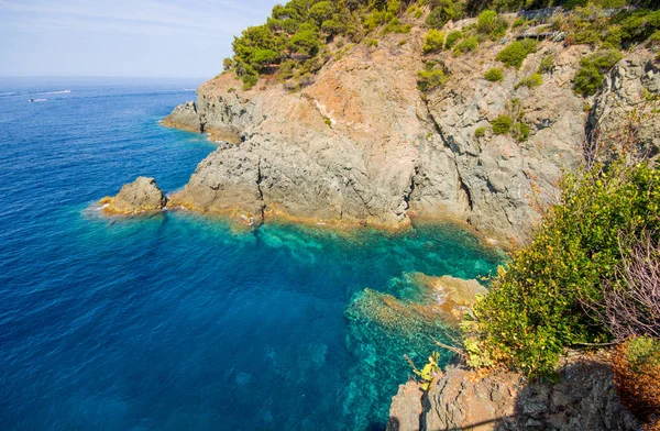 Acantilados Bonassola Provincia Spezia Cerca Terre Agua Limpia Verde Azul —  Fotos de Stock