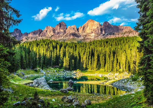 Karersee Lago Carezza Egy Dolomitok Dél Tirol Olaszország — Stock Fotó