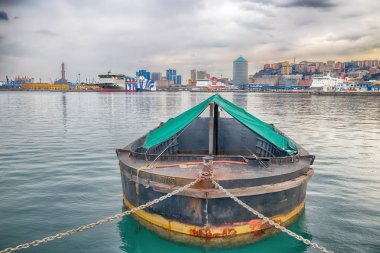 Genoa (Genova), İtalya, 25 Mart 2017 - görünümünü port Cenova (Genova), İtalya