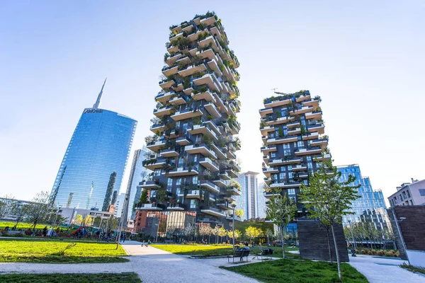 Milán Italia Marzo 2017 Bosco Verticale Apartamento Edificios Forestales Verticales — Foto de Stock