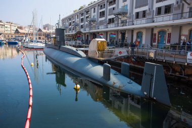 Genoa (Genova), İtalya, 12 Nisan 2017 - bir dizel denizaltı İtalyan Deniz Kuvvetleri Nazario Sauro 518 denizaltıdır. Şu anda eski bağlantı noktası, Cenova, İtalya demirlemiş bir müze gemiyi olduğunu