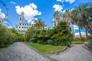 Villa Durazzo - Pallavicini ve kilise, Cenova Pegli, İtalya