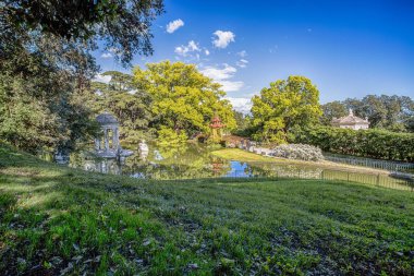 Diana Tapınağı ve Villa Durazzo - Pallavicini içinde Cenova Pegli, İtalya Çin Bridge'de