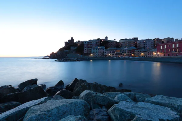 Тривалого Впливу Синій Годині Море Села Кольору Будинками Генуя Італія — стокове фото