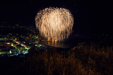 Recco, İtalya için güzel ve piroteknik havai fişek / Fireworks uygulamasında Recco, Genoa, İtalya