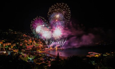 Recco, İtalya için güzel ve piroteknik havai fişek / Fireworks uygulamasında Recco, Genoa, İtalya