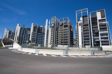 Modern binalar ve ofisler şehirde yeni Portello alan, çevre Milano Fiera, Milan, İtalya